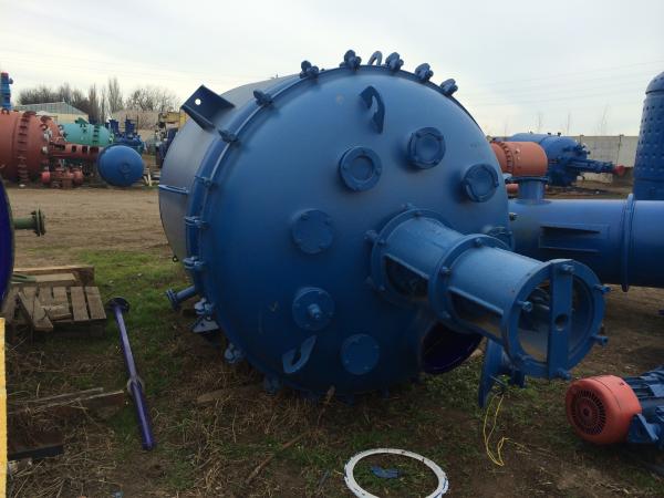 Эмалированный реактор 6300 литров Реактор стальной эмалированный 6,    3м3